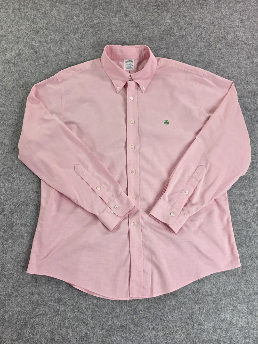 Brooks Brothers XL Men's Button-Down Shirt - Pink Oxford Cotton